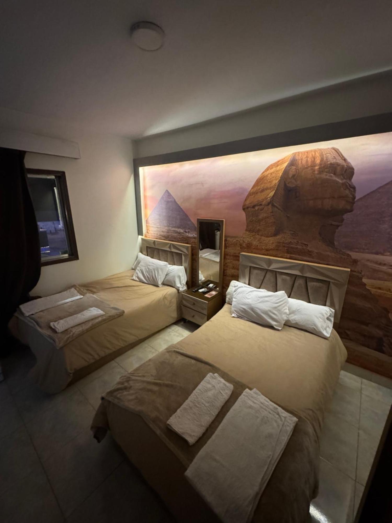 ホテル Nefertiti Pyramids View カイロ エクステリア 写真