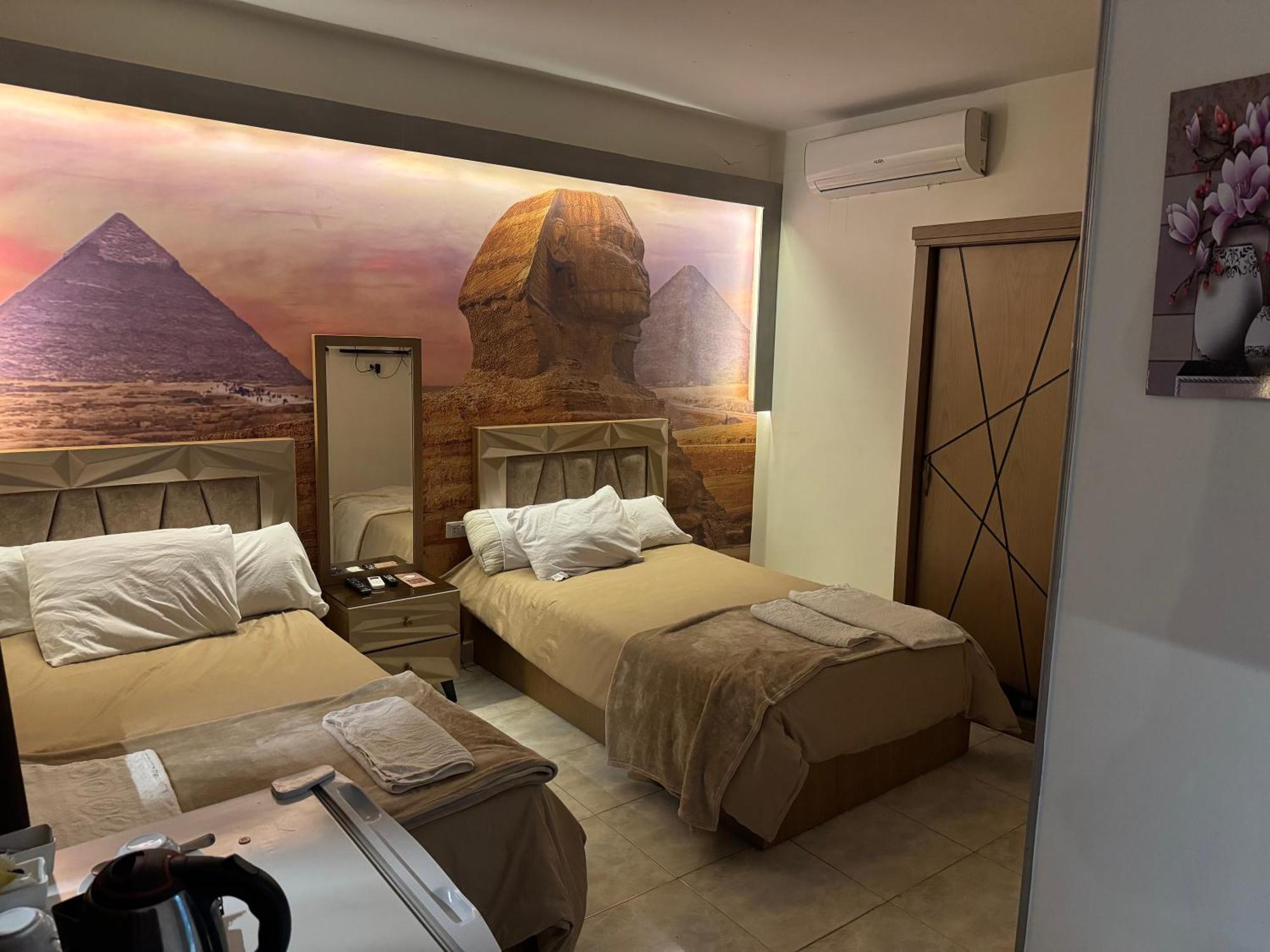 ホテル Nefertiti Pyramids View カイロ エクステリア 写真