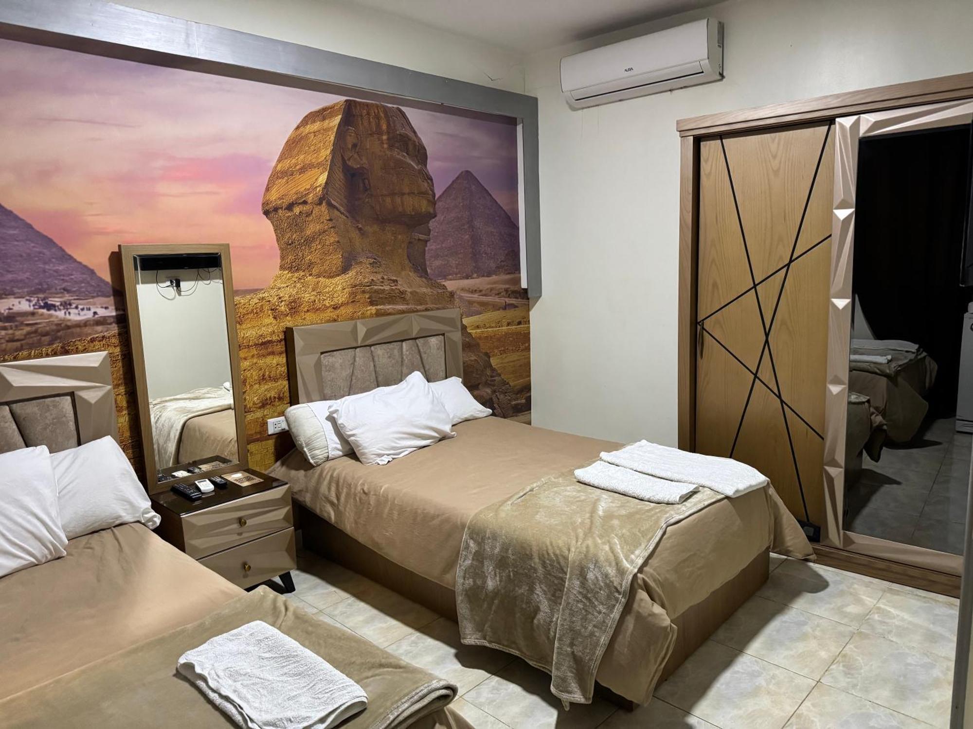 ホテル Nefertiti Pyramids View カイロ エクステリア 写真